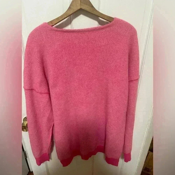 🩷Free People
Sweater Weather V Neck in Hot Pink Combo Size S🩷 - Picture 3 of 5